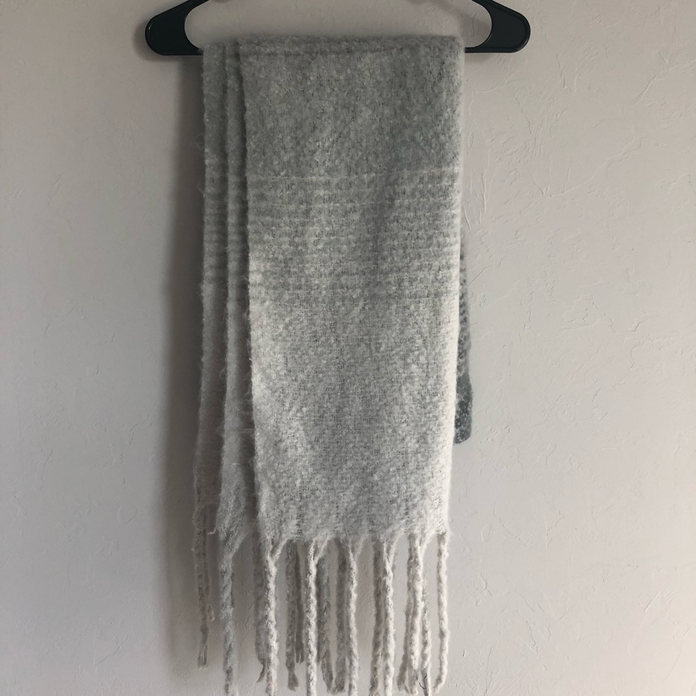 mer | sea & co blanket scarf